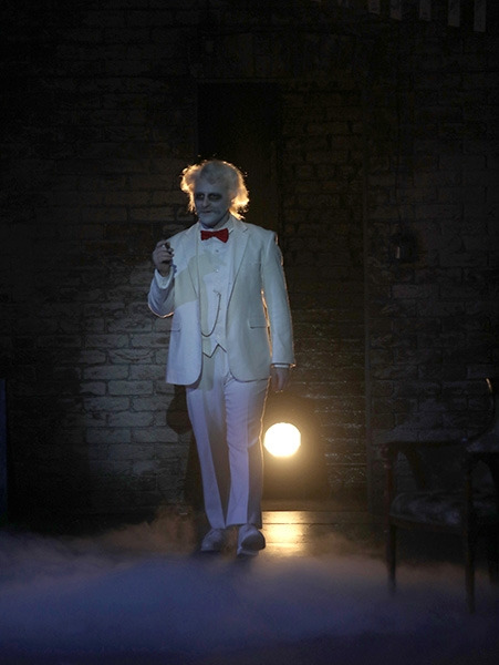 Michael Thomas Holmes in Goodspeed's A CONNECTICUT CHRISTMAS CAROL. (c) Diane Sobolewski